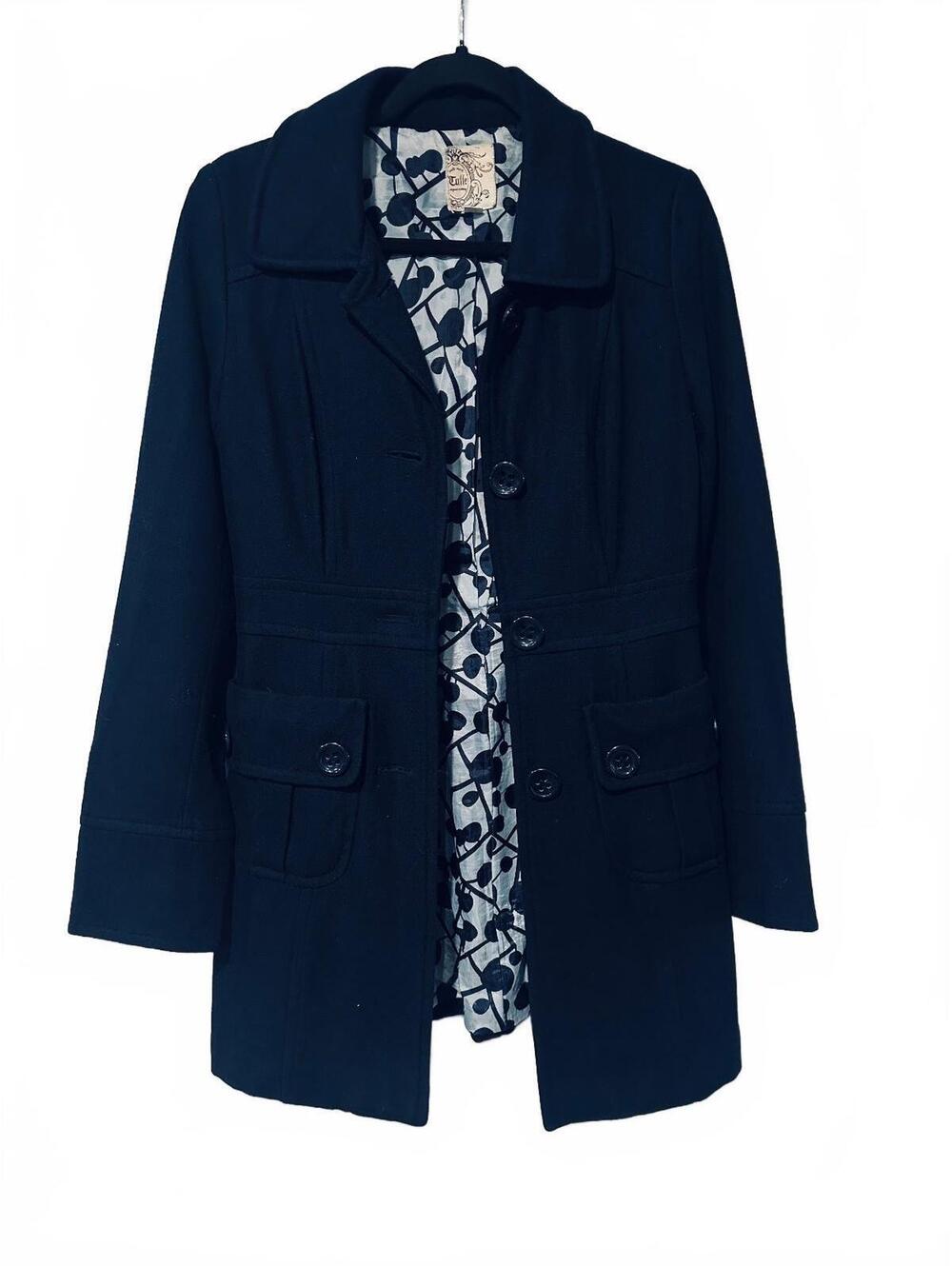 Tulle navy peacoat with silky patterned lining